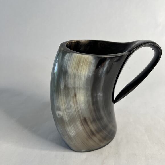 Viking Drinking Horn Mug – Faux Bone Plastic-horn tankard-Barware-Man Cave - Picture 5 of 7